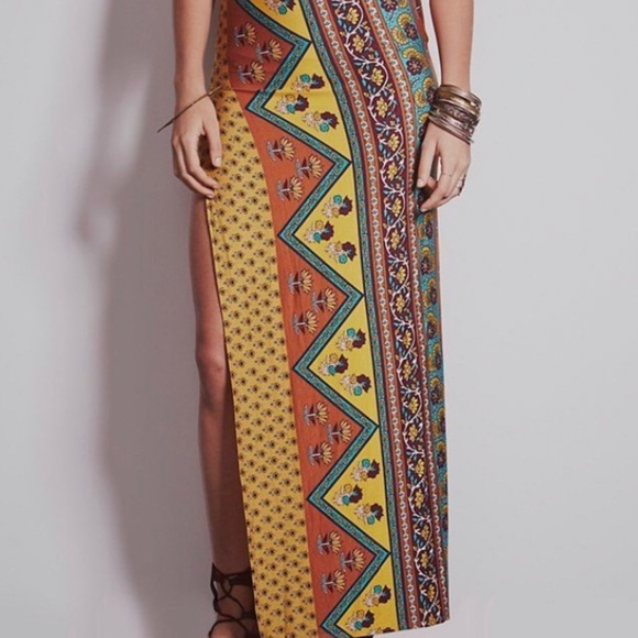 NWOT novella royal ethnic skirt - Picture 2 of 6